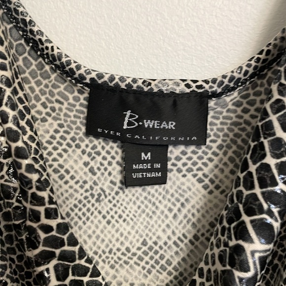 WOMENS BARE SHOULDER DRESS SHORT SLEEVE SHIRT - Picture 3 of 4